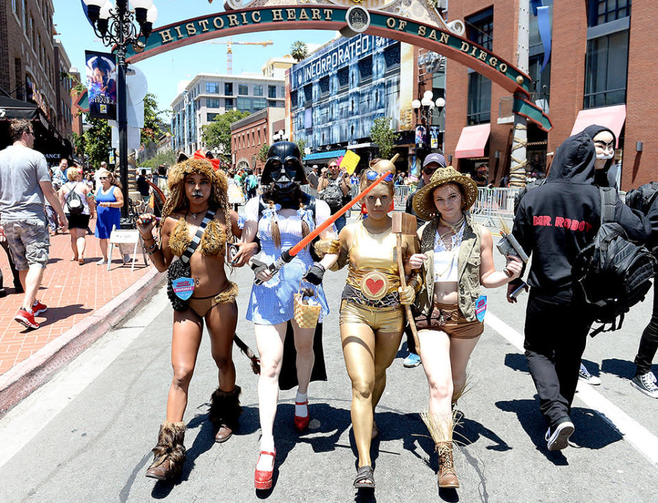 <p>These fans are headed for a galaxy far, far away — like Kansas maybe? <i>(Photo: Matt Cowan/Getty Images)</i></p>