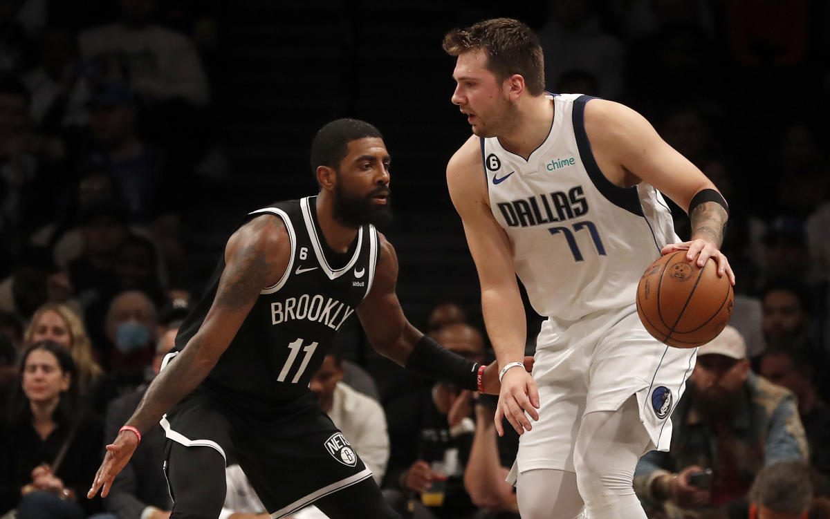 #Nets trading Kyrie Irving to Mavericks for Spencer Dinwiddie, Dorian Finney-Smith, draft picks