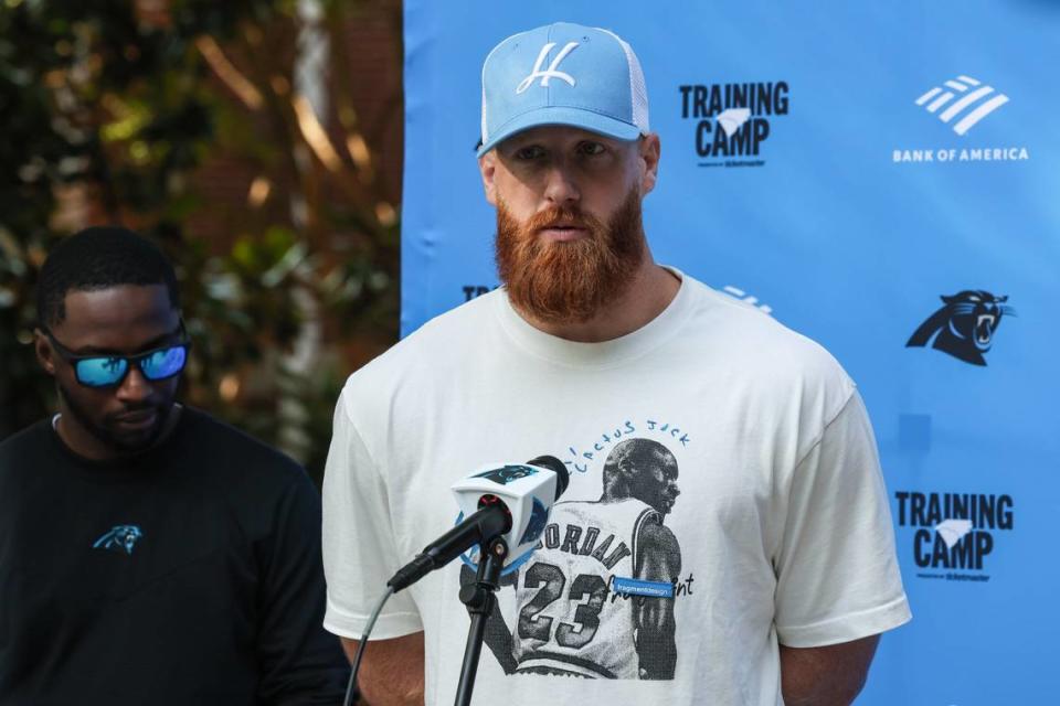 Panthers tight end Hayden Hurst said of Carolina rookie QB Bryce Young: “He’s not in your face. He’s not screaming. He’s in there watching film every day.” Melissa Melvin-Rodriguez/mrodriguez@charlotteobserver.com