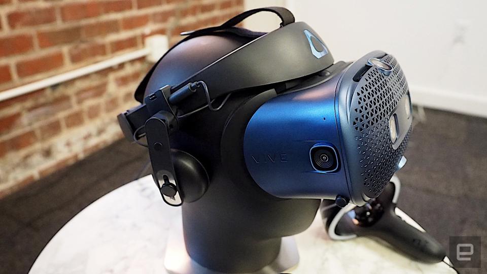 HTC Vive Cosmos