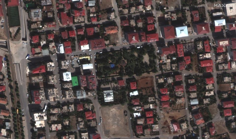 Buildings downtown Islahiye, Turkey before earthquake. (Satellite image ©2023 Maxar Technologies.)