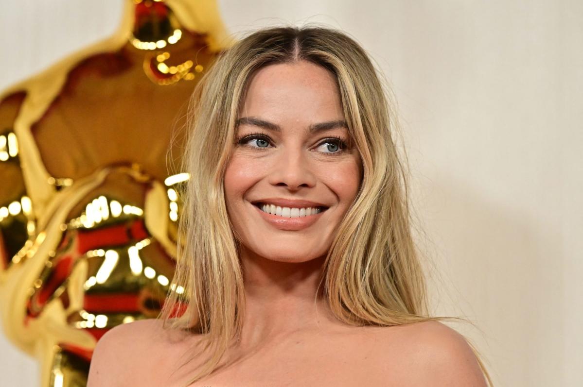 Barbie' star Margot Robbie says selling her own alcohol brand was easier  than selling her $1.4 billion movie idea