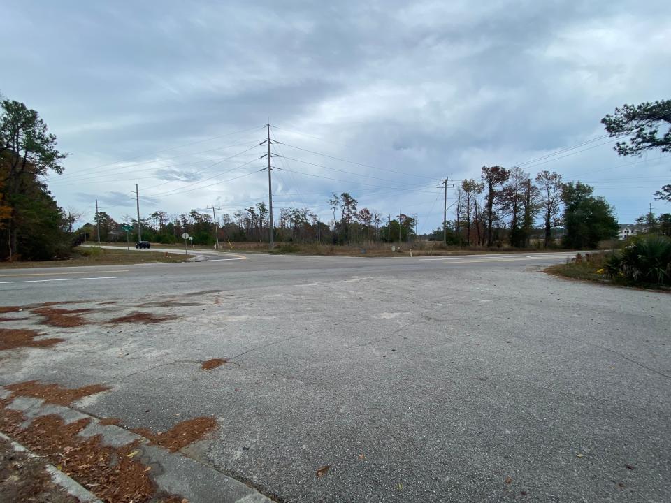 The intersection of River Road and Independence Boulevard.