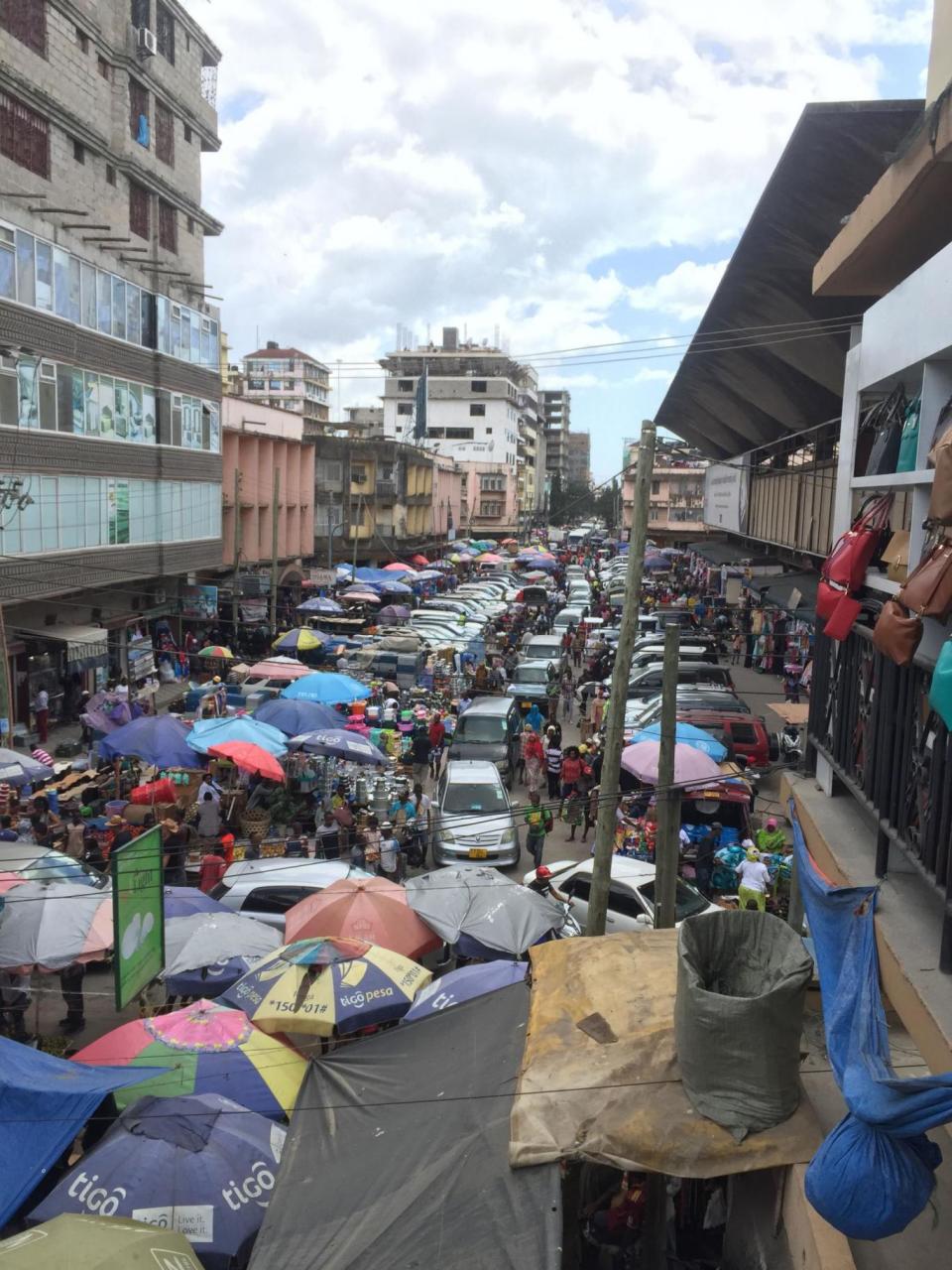 A market in Kariakoo, Tanzania (ESRC)