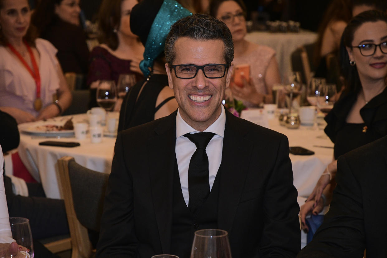 Marco Antonio Regil en la presentación de los 'BienPremios 2023' en México. (Photo by Jaime Nogales/Medios y Media/Getty Images)