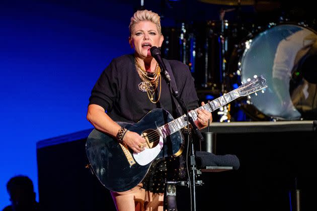 Natalie Maines of The Chicks performs on June 17 in Manchester, Tennessee — days before she appeared to be in vocal distress at a concert in the Indianapolis area. (Photo: Josh Brasted via Getty Images)