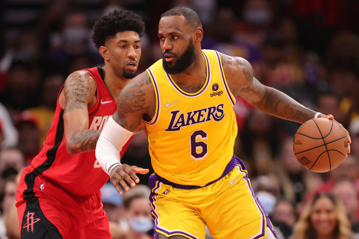 Lakers Plan for LeBron James on Offense Still Has a Major Question