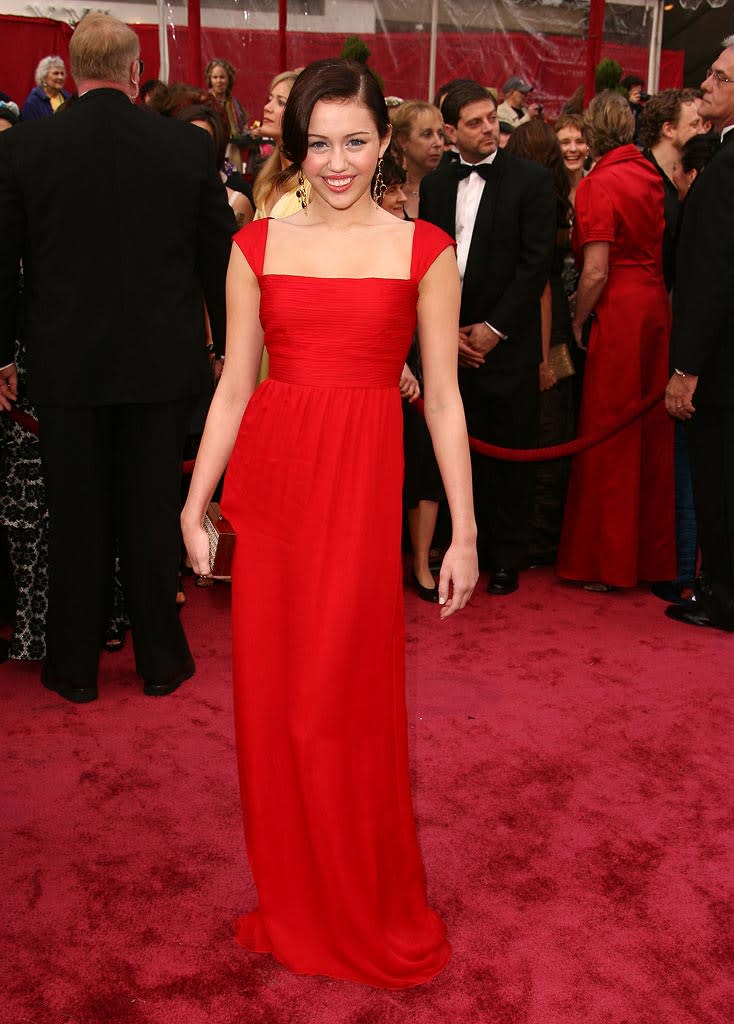 Oscars 2008 Miley Cyrus