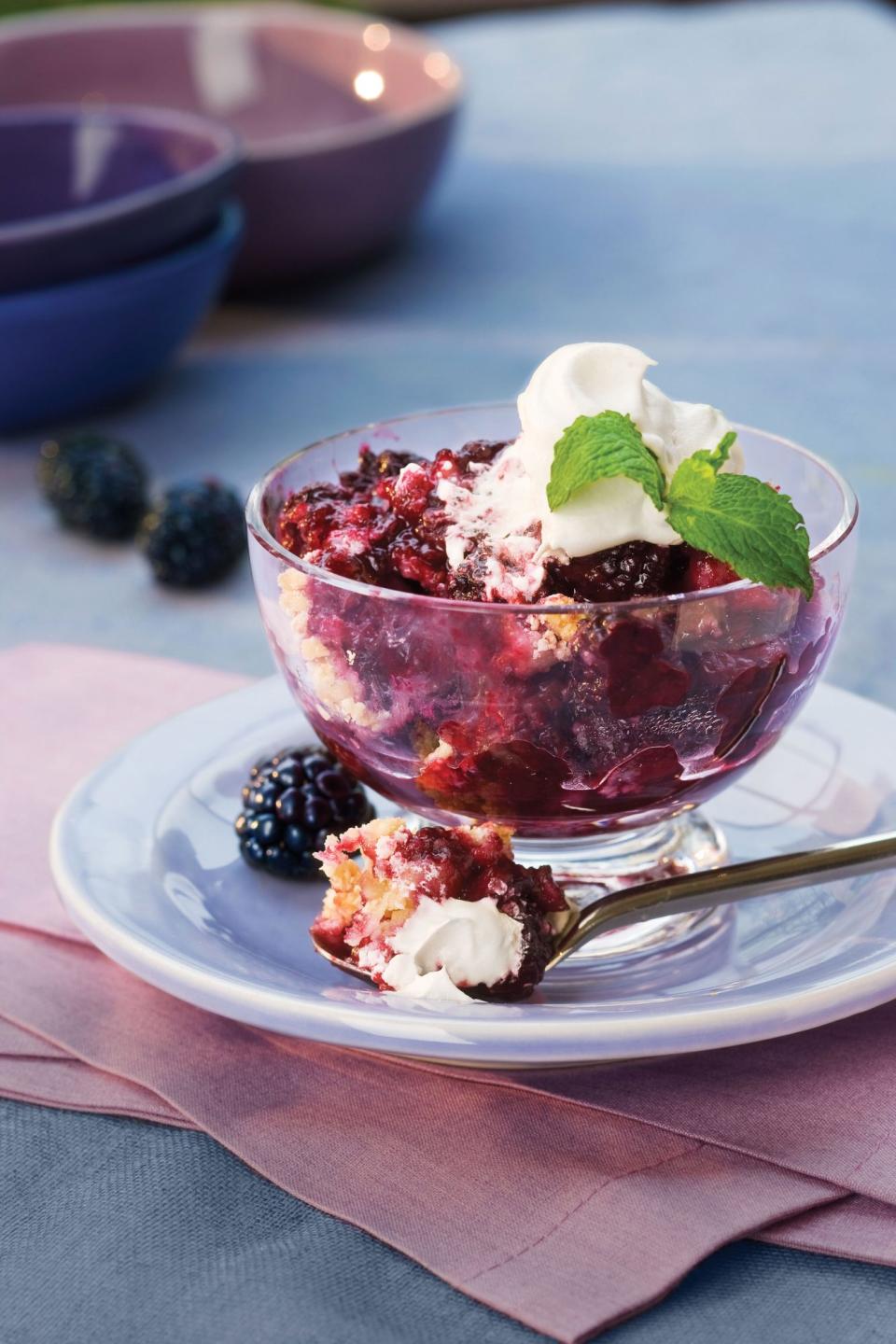 Easy Blackberry Cobbler