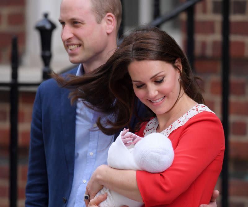 Kate opted for a simple red shift with a Peter Pan collar. Source: Getty