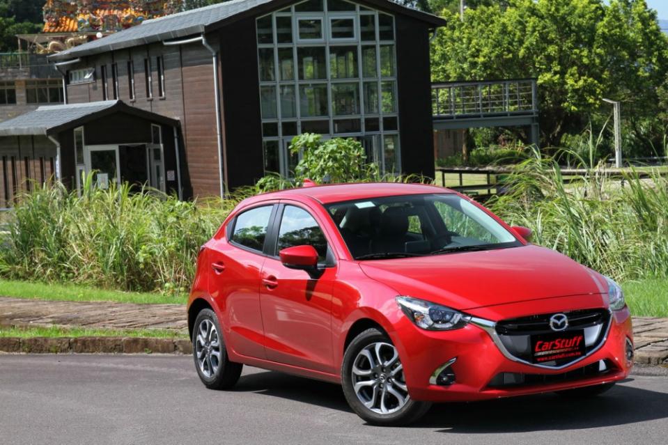 可別用代步小車看我！Mazda2頂級型比你想的還有樂趣