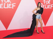 <p>People can get insecure about being too thin too, says supermodel Kendall Jenner. </p><p>Back in 2013, she told <a rel="nofollow noopener" href="http://www.eonline.com/uk/shows/kardashians/news/401975/kendall-jenner-fights-back-on-weight-bullying-i-m-constantly-criticized-for-being-too-skinny" target="_blank" data-ylk="slk:Harper's Bazaar Arabia;elm:context_link;itc:0;sec:content-canvas" class="link "><em>Harper's Bazaar Arabia</em></a>: "I'm trying to gain weight but my body won't let it happen. What people don't understand is that calling someone too skinny is the same as calling someone too fat. It's not a nice feeling."</p>