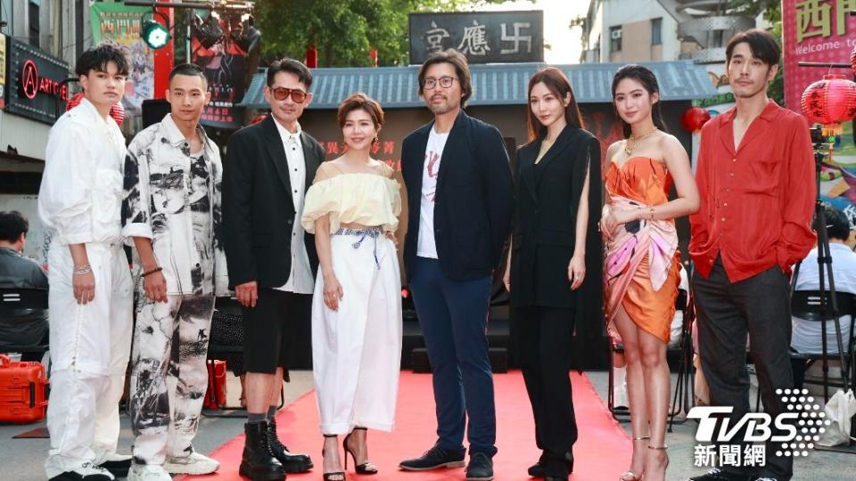 劉子銓、黃冠智、柯叔元、于子育、導演施文翰、曾莞婷、雷嘉汭、黃騰浩。（圖／黃城碩攝）