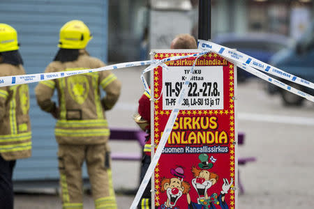 Rescue personnel cordon the place where several people were stabbed, at Turku Market Square, Finland August 18, 2017. LEHTIKUVA/Roni Lehti via REUTERS