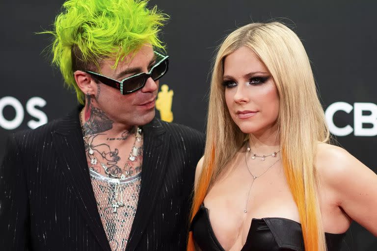 Boda cancelada: el novio de Avril Lavigne, Mod Sun, se habría enterado de su propia ruptura a través de la prensa