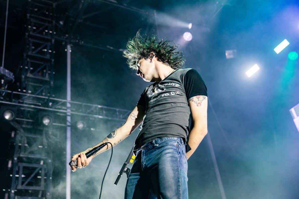 Matthew Healy of The 1975 on stage in Melbourne, Australia (Mackenzie Sweetnam/Getty Images)