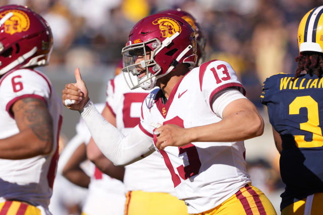 Caleb Williams holds pro day workout in front of prominent Chicago