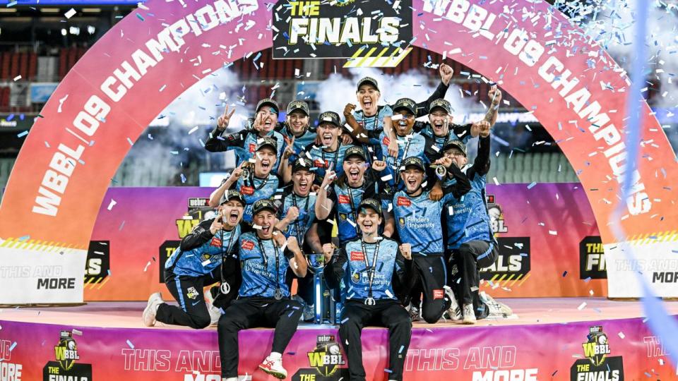 WBBL Final - Adelaide Strikers v Brisbane Heat