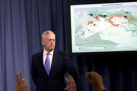 U.S. Defense Secretary James Mattis holds a press briefing on the campaign to defeat ISIS at the Pentagon in Washington, U.S., May 19, 2017. REUTERS/Yuri Gripas