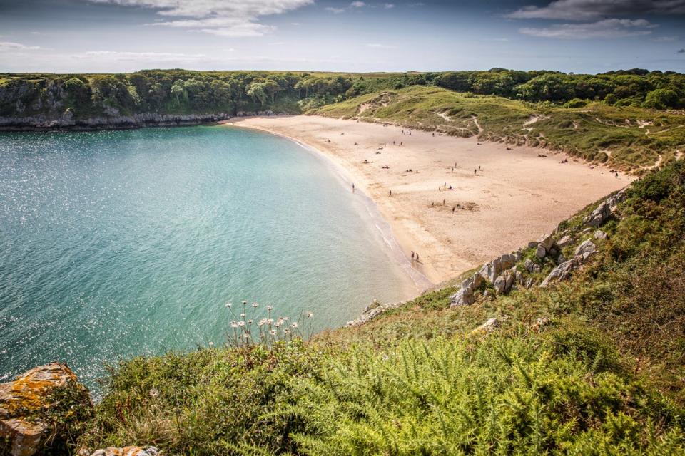 Το Barafundle είναι μόνο μία από τις λίγες φανταστικές παραλίες στο Pembrokeshire (Getty Images/iStockphoto)