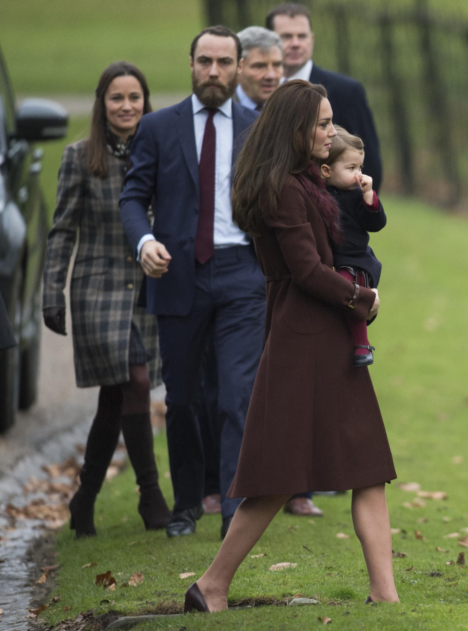 BUCKLEBURY, BERKSHIRE - DECEMBER 25:  Catherine, Duchess of Cambridge , Princess Charlotte of Cambridge, Pippa Middleton and James Middleton attend Church on Christmas Day on December 25, 2016 in Bucklebury, Berkshire.  (Photo by Samir Hussein/Samir Hussein/WireImage)