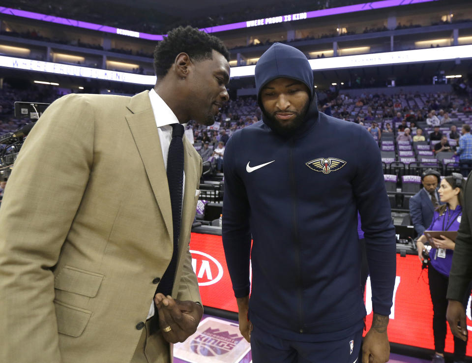 Chris Webber and DeMarcus Cousins both criticized Grant Napear before his resignation. (AP Photo/Rich Pedroncelli)