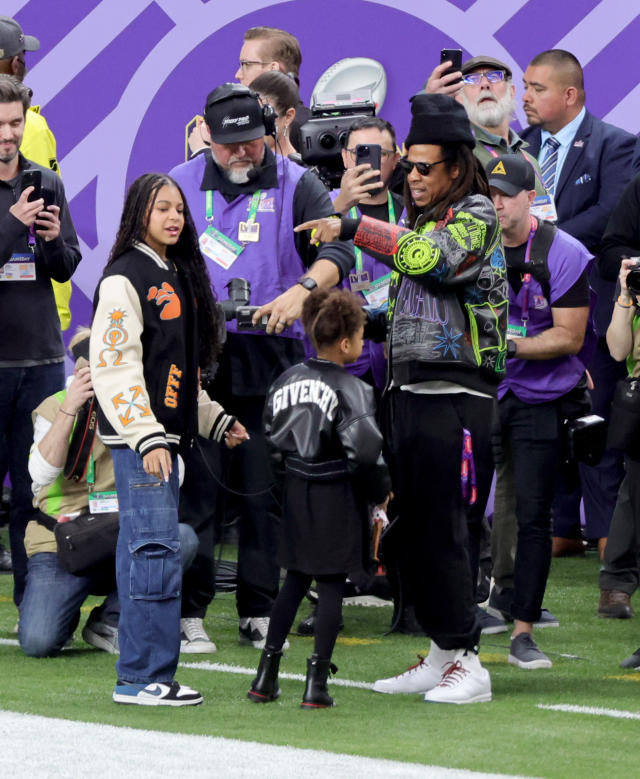 Beyoncé and Jay Z's Daughters Blue Ivy and Rumi Carter Get Sporty in  Off-White and Givenchy at Super Bowl 2024