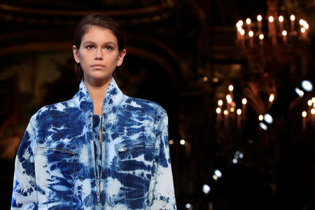 Stella McCartney is Buying Back Half of her Company from Kering