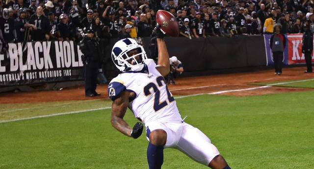 Rams-Raiders Preseason: Marcus Peters rubbing off on Vegas defenders - Turf  Show Times