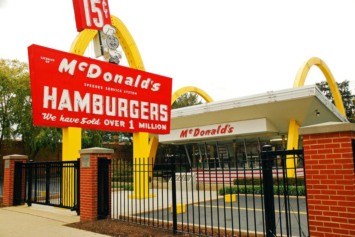 Des Plaines, IL, USA October 16, 2008 A replica of the first McDonald’s restaurant stands on its original site in Des Plaines, Illinois