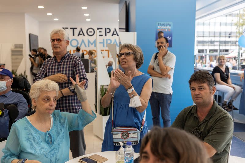 Reactions after general election, in Athens