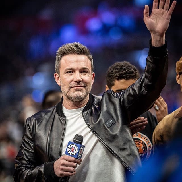 <p><strong>Ben Affleck</strong> quedó en cuarto lugar con $55 millones. Ha tenido un muy buen año gracias a su regreso a la pantalla grande en películas como <em>The Way Back</em> y <em>The Last Thing He Wanted</em>. El ex de <strong>Jennifer López</strong> está viviendo uno de sus mejores momentos en<a href="https://peopleenespanol.com/celebridades/ben-affleck-y-ana-de-armas-derrochan-miel-en-l-a-miralos/" rel="nofollow noopener" target="_blank" data-ylk="slk:el amor con su novia;elm:context_link;itc:0;sec:content-canvas" class="link "> el amor con su novia</a>, la también actriz <strong>Ana de Armas</strong>. </p>