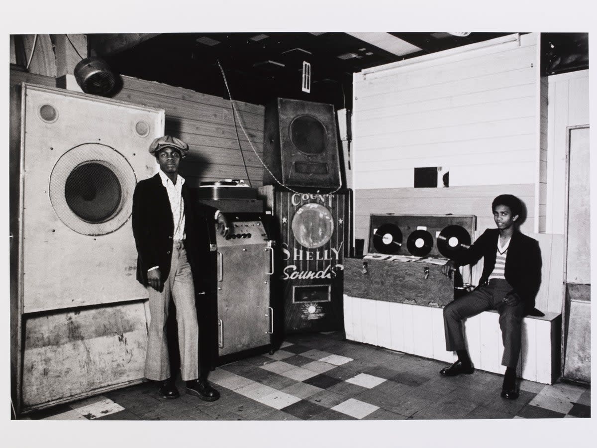 Dennis Morris, Aces Club, Count Shelly SoundSystem, Hackney, 1974 (photographed),2010 (printed). (© Dennis Morris Courtesy Victoria and Albert Museum, London)