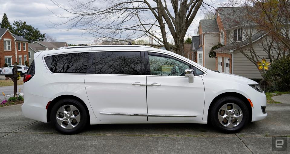 <p>Chrysler Pacifica 2018</p>
