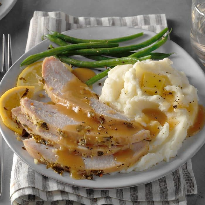 Lemon Garlic Turkey Breast Exps Qebz20 161052 B01 28 5b 8