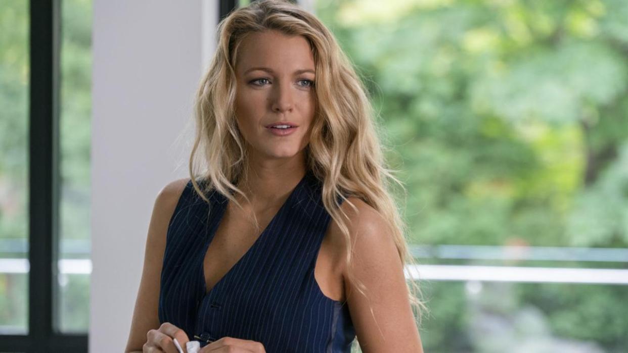  Blake Lively in A Simple Favor 