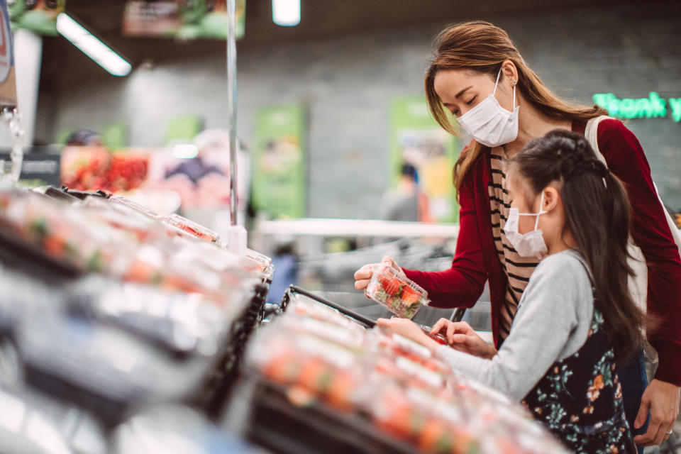 Una dieta rica en flavonoides es la mejor mascarilla contra los virus (Foto:Getty)