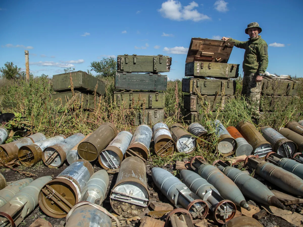 Ukraine is no longer low on artillery ammo because Russia abandoned so much in r..