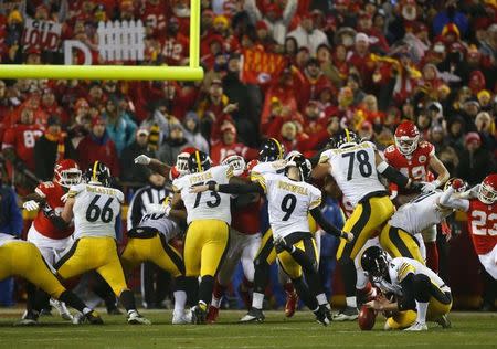 Boswell boots Steelers past Chiefs, into AFC title game