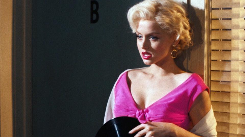 Ana de Armas as Marilyn Monroe in “Blonde” (Photo: Everett Collection)