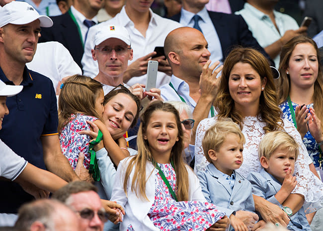 Federer family sitting in Kensington 