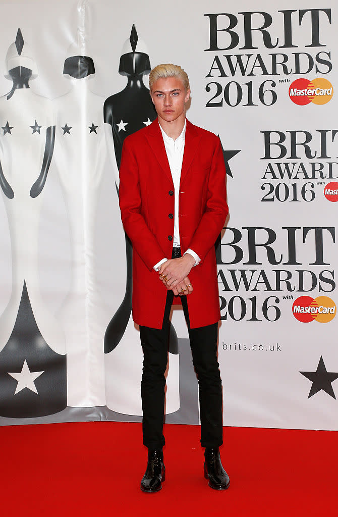 <p>A red statement jacket for the BRIT Awards 2016 [Photo: Getty] </p>