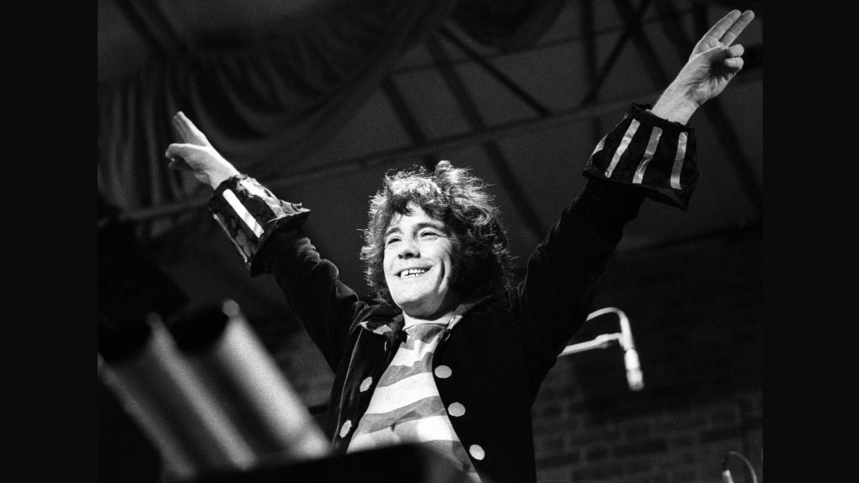  The Sensational Alex Harvey Band performing on stage at Reading, Festival, Reading, United Kingdom, 23 August 1974.  