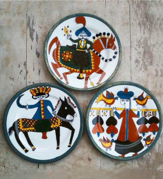 The child-like line drawings on these 10-inch, ceramic <a href="https://fave.co/2Oxpmpq" rel="noopener" target="_blank" data-ylk="slk:Turkish design wall plates by Crafted India;elm:context_link;itc:0;sec:content-canvas" class="link "><strong>Turkish design wall plates by Crafted India</strong></a> are endearing. <em>Rs.9,669 (set of three) on offer. </em><a href="https://fave.co/2Oxpmpq" rel="noopener" target="_blank" data-ylk="slk:Flash sale!;elm:context_link;itc:0;sec:content-canvas" class="link "><strong>Flash sale!</strong></a>