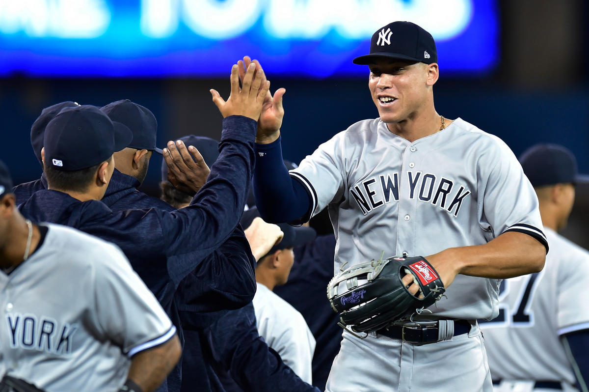 Aaron Judge becomes baseball's tallest center fielder ever