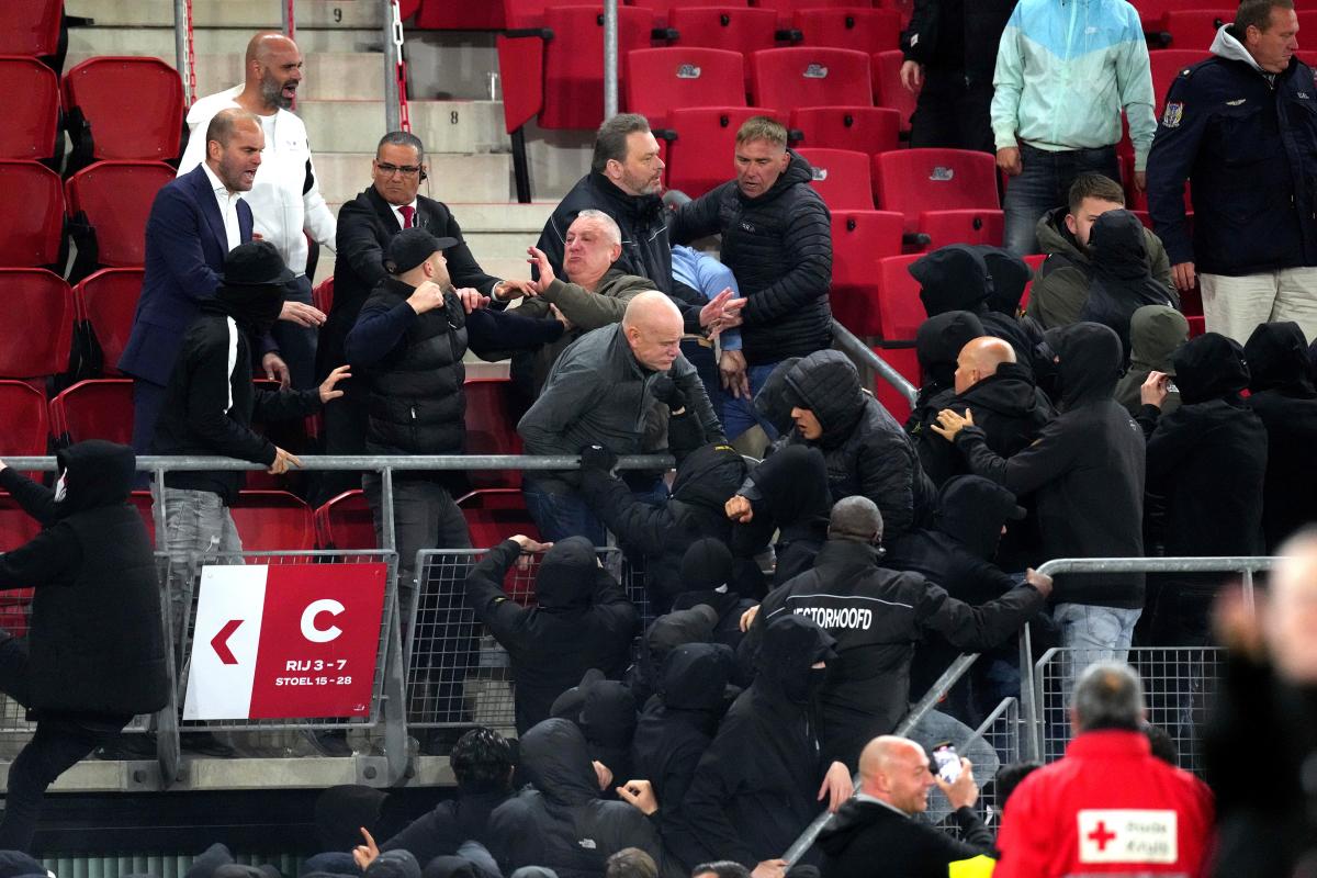 “West Ham Players React to Hostile Fans, Rush into Stands to Protect Families”