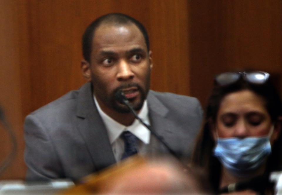 Theodore Edgecomb testifies in Milwaukee court on Tuesday, Jan. 25, 2022 during his trial for the first degree intentional homicide in the Sept. 22, 2020 shooting of Jason Cleereman, 54, on the Holton Street bridge. He was answering questions from the prosecution.