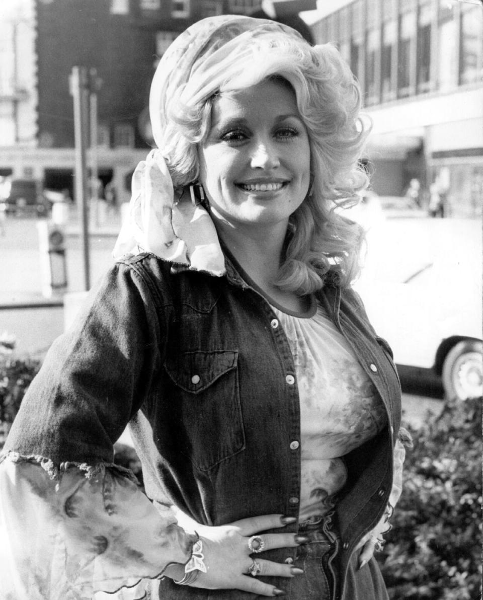 Dolly Parton pictured during a previous visit to London in 1977 (Getty Images)