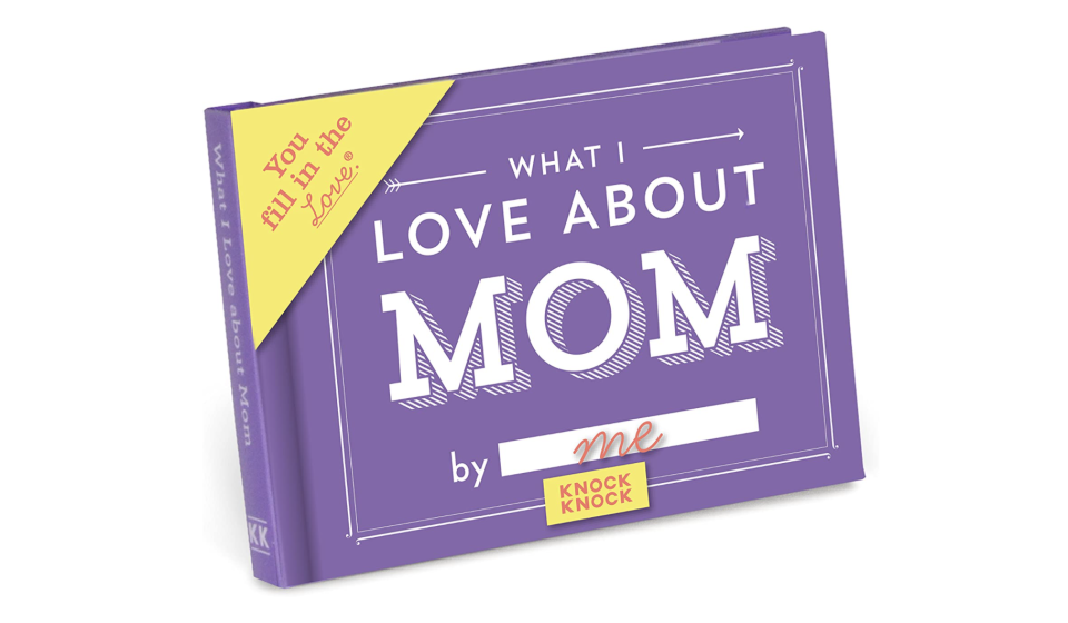 45) What I Love about Mom Fill-in-the-Blank Gift Journal