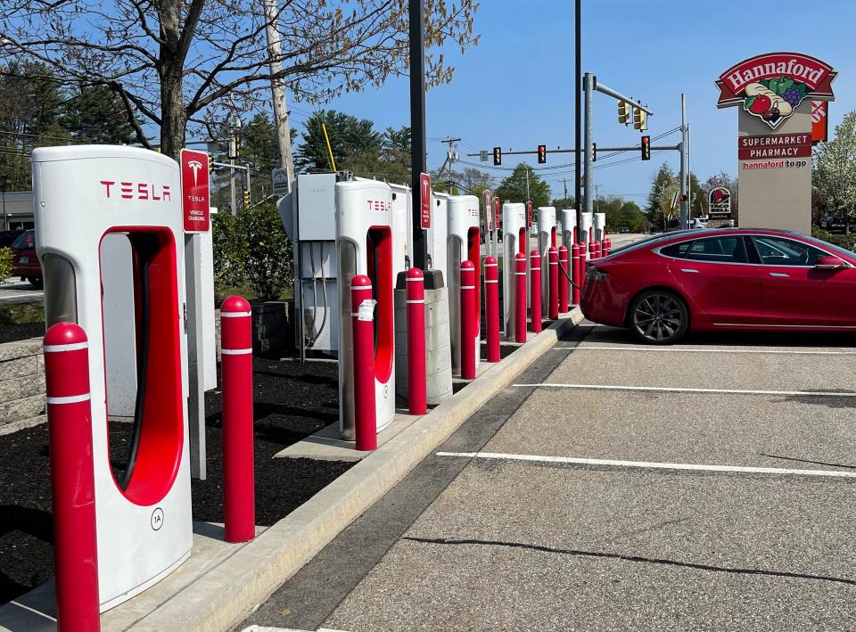 Tesla EV charging stations in Rochester, NH